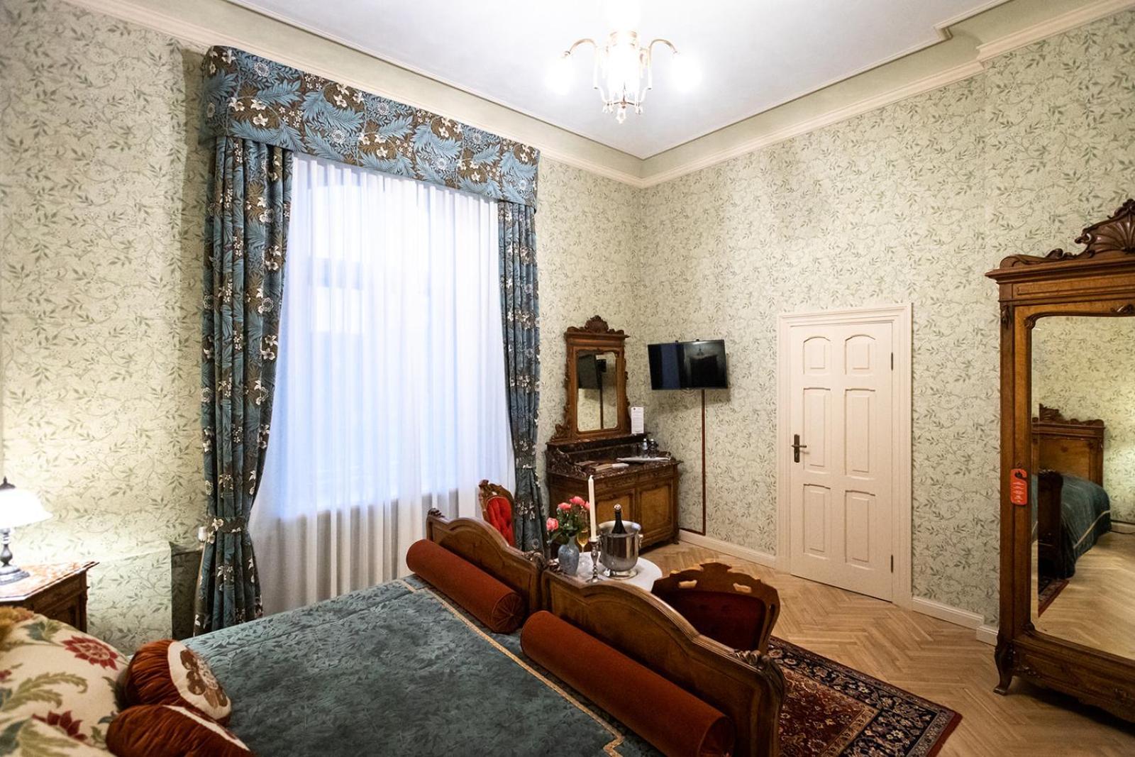 Jaunmoku Palace Complex Hotel Туме Экстерьер фото
